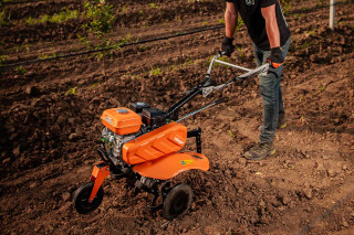 Motorni kultivator Villager Prime VTB 842 