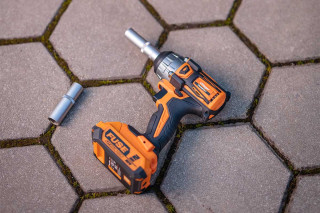 Fuse akumulatorski brushless udarni odvrtač VLP 5320 