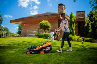 ZEN akumulatorska kosačica Villager LM 4010 E 