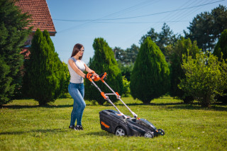 Akumulatorska kosačica Villager Villy 4000 E (sa punjačem i baterijom 4.0 Ah) 