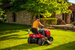 Traktor kosačica AGM LTM 98-25 