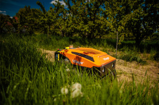 Remote control mower Villager RC 53 