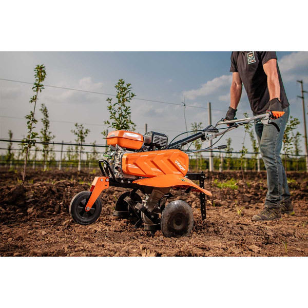 Motorni kultivator Villager Prime VTB 842 